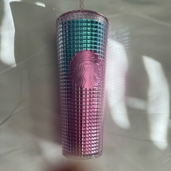 Starbucks Cup - Picture 3 of 4